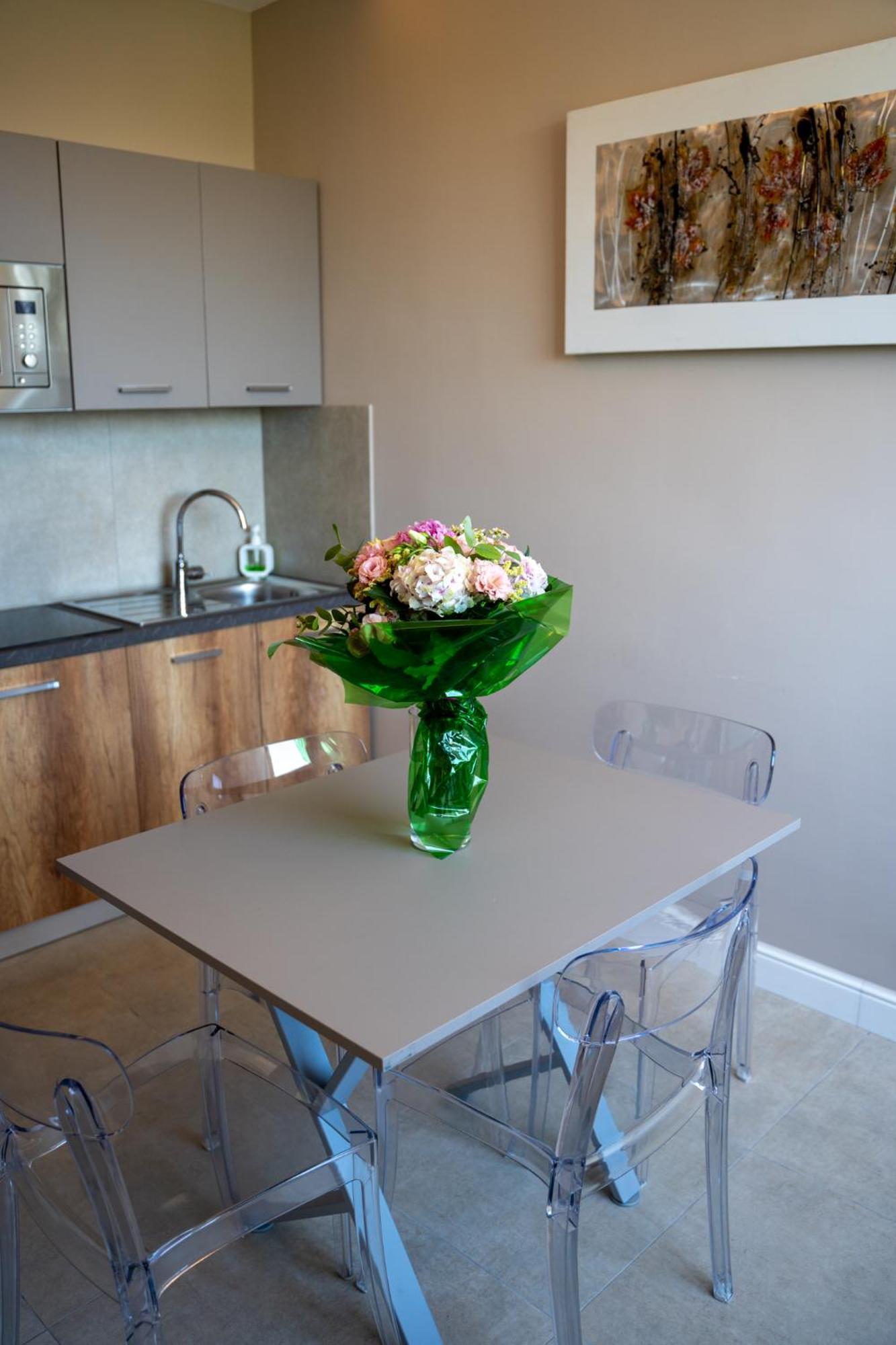 Freedom Apartment SantʼAntonio Abate Екстериор снимка