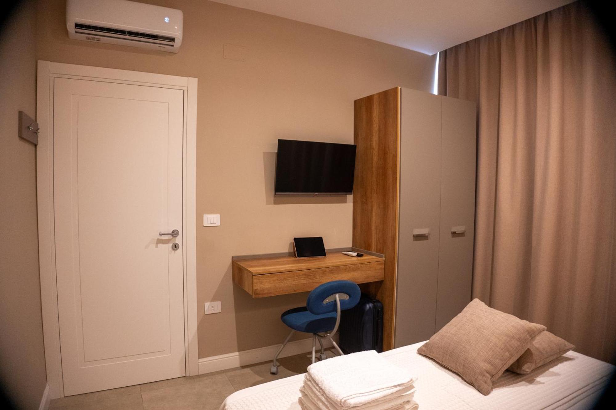 Freedom Apartment SantʼAntonio Abate Екстериор снимка