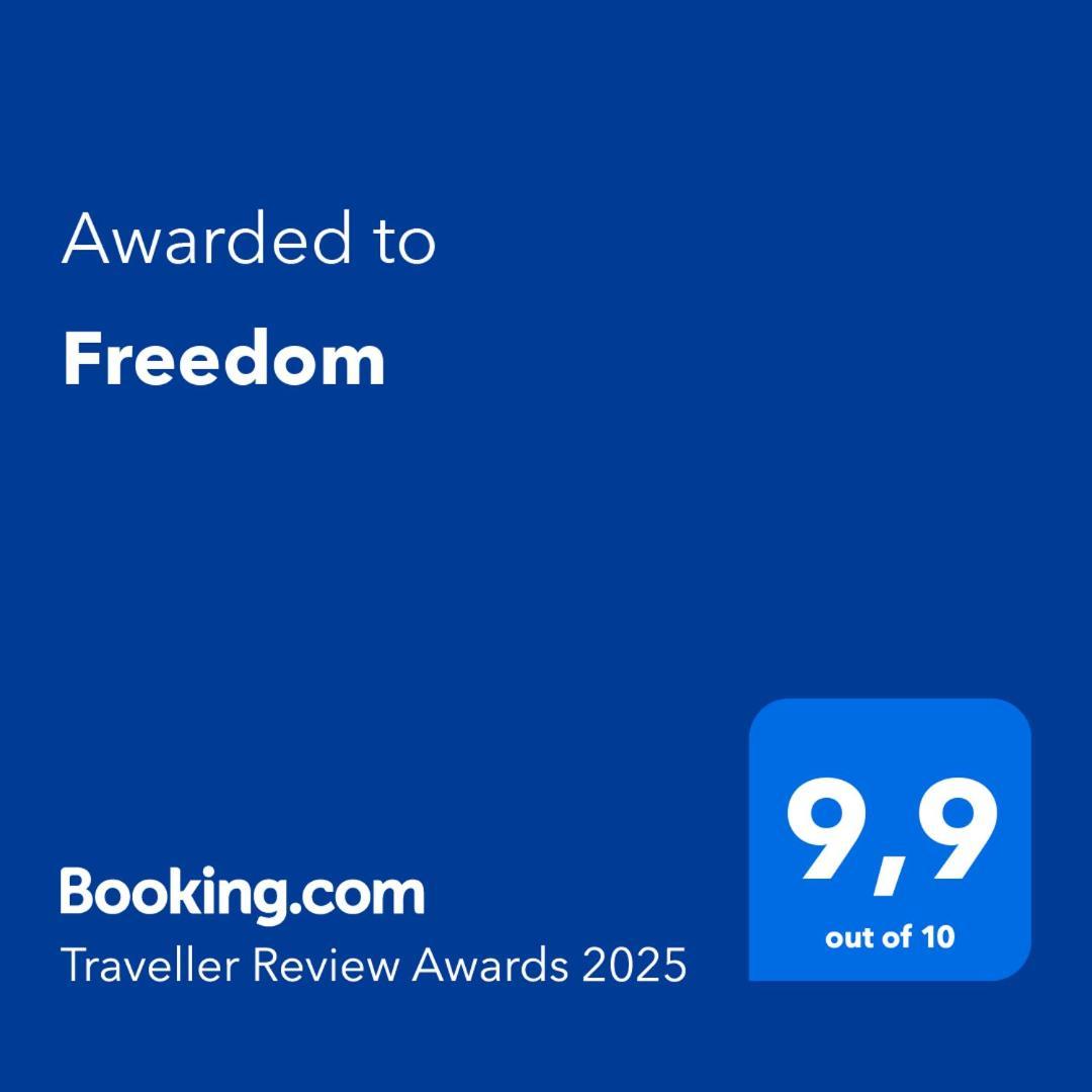Freedom Apartment SantʼAntonio Abate Екстериор снимка